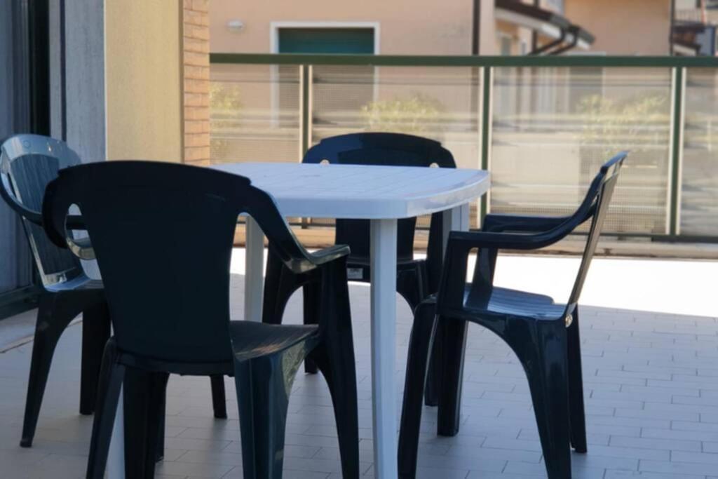 Appartamento Nuovo Centralissimo 150 Mt Dal Mare 利多迪迪耶索洛 外观 照片